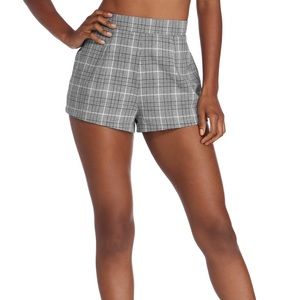 WINDSOR BLACK PROFESSIONALLY PLAID SHORTS